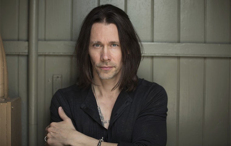 myles kennedy walking papers tour dates